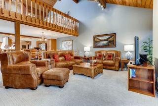 Ridgepoint Townhome 149 by East West Hospitality - 8