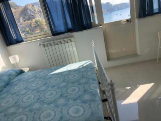 Taormina loview - Giardini Naxos - 6