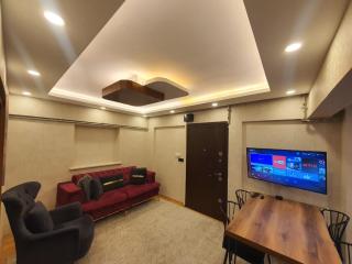 FINDIKZADE SEASIDE FLATS in lively Fatih area very near metro and tourist sights - 1