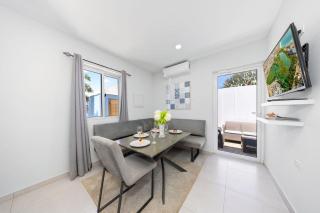 Amazing 2BR SuitePoolPatioBBQ5 min-Palm Beach - Noord - 8