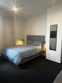 Urban Haven Studio - Wellington - 6
