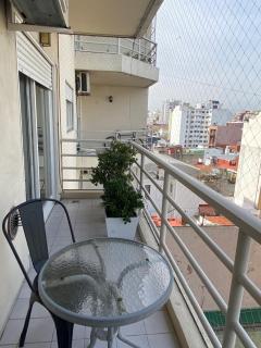 Muy Luminoso con Cochera Opcional en el edificio - 3