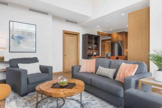 Riverfront Lodge 308 by East West Hospitality - 5