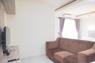 Comfort and Minimalist Studio at Amethyst Apartment By Travelio - 2