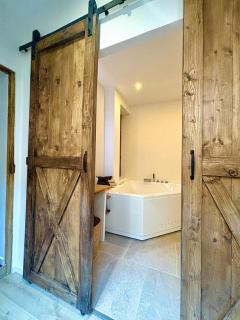 cinéma & balnéo privatif - Montfrin - 6