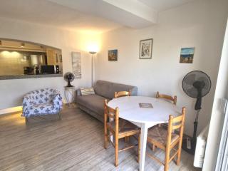 Appartement climatisé avec terrasse et parking près du centre-ville de Sainte-Maxime - FR-1-780-84 - Sainte-Maxime - 4