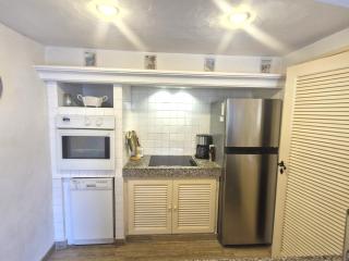 Appartement climatisé avec terrasse et parking près du centre-ville de Sainte-Maxime - FR-1-780-84 - Sainte-Maxime - 2