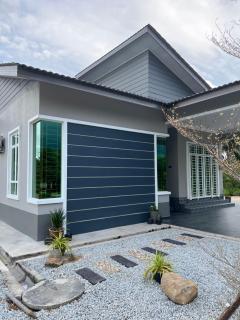 Majestic Homestay - Pasir Puteh - 3