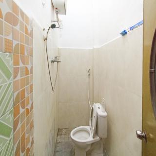 Ariska Room near Alun Alun Jombang RedPartner - Peterongan - 3