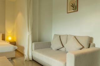 1BR Apartment with Pool, Serene Setting & Balcony C131 - Surin Beach - 4