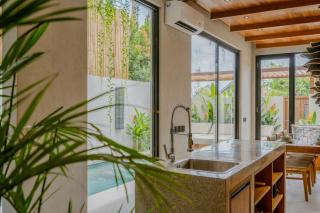 Nanna Villa Unit 4 by Betterplace - Canggu - 6