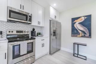 Cozy Victoria Park Retreat Unit 3 - Las Olas Beach - Fort Lauderdale - 9