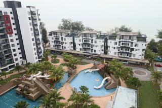 Nature Home 2 - Swiss Garden Resort Residences Beachfront Villa - Kuantan - 5