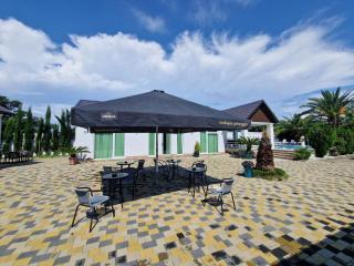 White villas in Batumi - Batoemi - 7