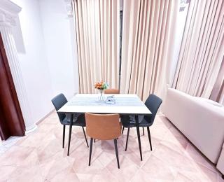 NA 22G01-01 1BR Apt in AD - 0