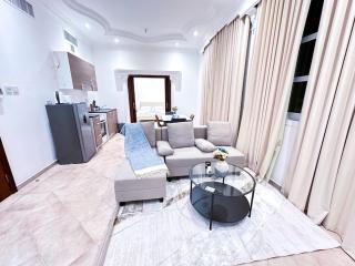 NA 22G01-01 1BR Apt in AD - 1