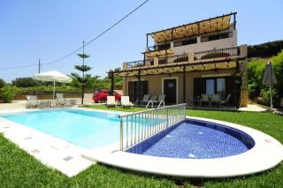 Villa Orsalia – Family Villa with Billiard - 8