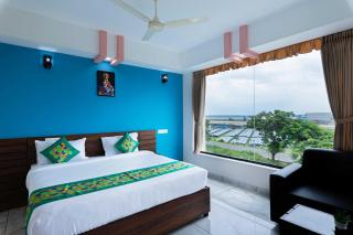 Treebo Airsuite Airport Hotel - Cochin - 0
