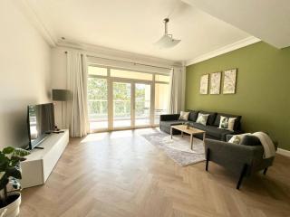 Tranquil 1BR Palm with Beach Access and Park views - Dubai - 8