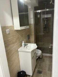Apartman Tobias Tower Sarajevo - Sarajevo - 5