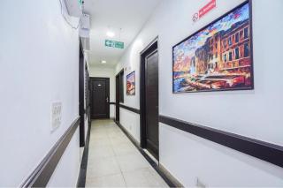 Niksen Hotel's At Saket - 4