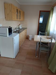 Bor Apartmanház - Gyenesdiás - 8