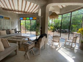 Tulua House on Galu Beach - Galu - 4