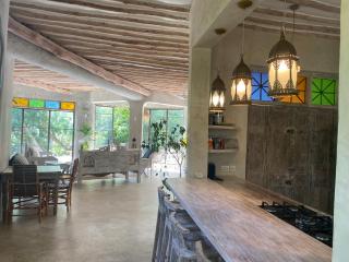 Tulua House on Galu Beach - Galu - 6