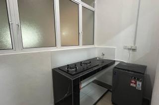 NEW! Amber Cove - 2 Bedrooms 2 Bathrooms l 4-7 Pax l WiFi l Near Jonker - Tranquerah - 3