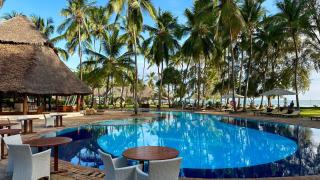 Bluebay Beach Resort & Spa - Kiwengwa - 0