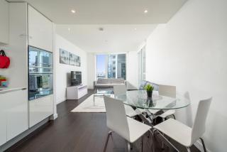 5-Stars 2 Bed 2 Bath Apt in the Heart of London - 8