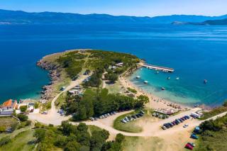 Villa with pool near, sandy beach, quiet area TRAVELER tourist agency Krk - ID 2215 - Risika - 4