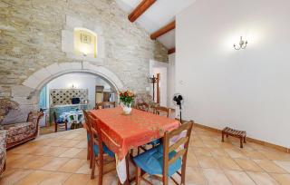 Awesome Home In Bollène With Wifi - Bollène - 7