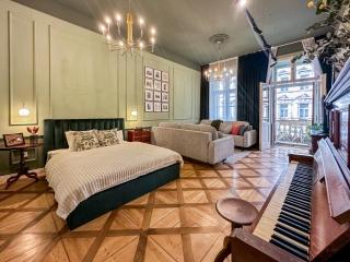 TurnKey I Antonin Dvorak Apartments - Prague - 5