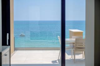 Luxury appartments in the villa Sun located in Avola on front of the sea at 200 meters about from the beach with terrace of 35 square meters with wonderful seaview - Avola - 8
