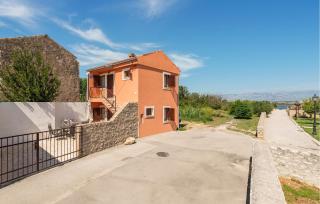 Pet Friendly Home In Nin With Kitchen - Nin - 9