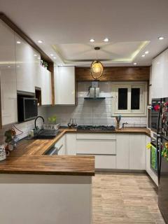 New Cairo Luxurious Apartment with Wide Garden View - 5