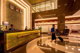 Golden Tulip Media Hotel - Dubai - 1