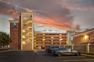 Best Western Mill River Manor - Rockville Centre - 1