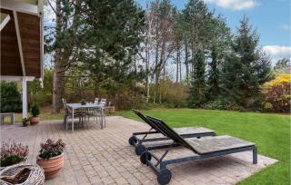 4 Bedroom Beautiful Home In Melby - Melby - 8