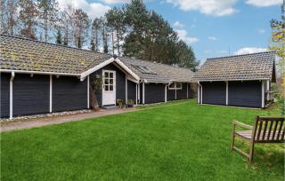 4 Bedroom Beautiful Home In Melby - Melby - 5