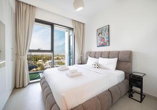 Stylish Flat in Downtown Dubai with PS5 Gym and Pool - Dubái - 8