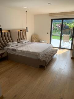 Maison Jacuzzi - 4