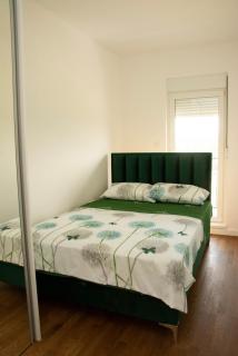 M apartman Kragujevac - 1