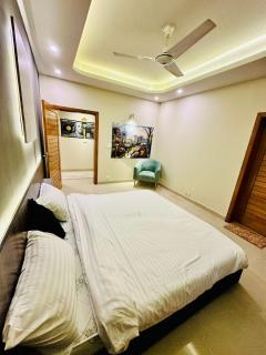 2 Bedroom Apartment in F-11 By Marvel - Islamabad - 8