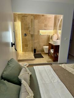 NEW comfortable and modern apartment near Jarry businesses - 4