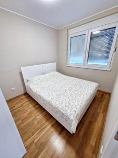 Apartman LUX - Zrenjanin - 1