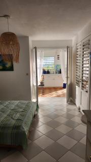 Bamboo on the beach - Spacious beachfront studio - Baie Nettle - 2