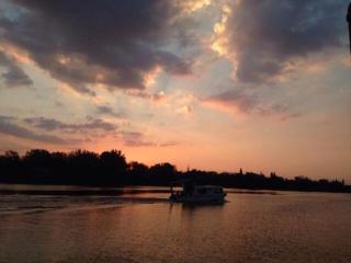 Old Willow Houseboats - 7