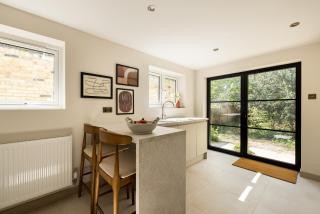 The Tyrwhitt Road Place - Lovely 2BDR Flat with Garden - Londra - 8